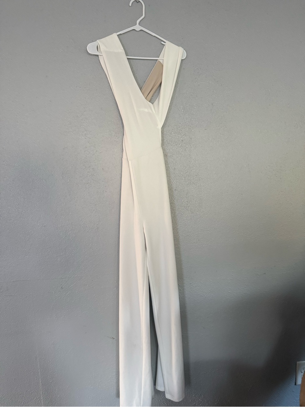 Sleeveless Wide-Leg Cream Jumpsuit
